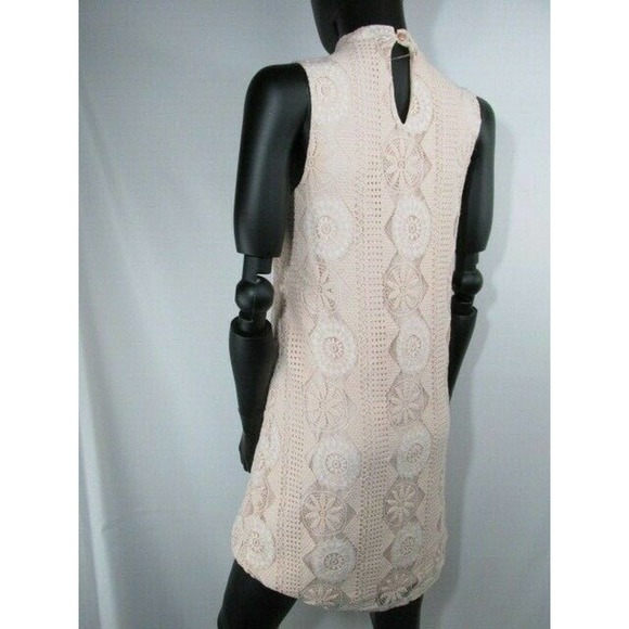 C Label High Chocker Crochet Lace Dress - Picture 7 of 12
